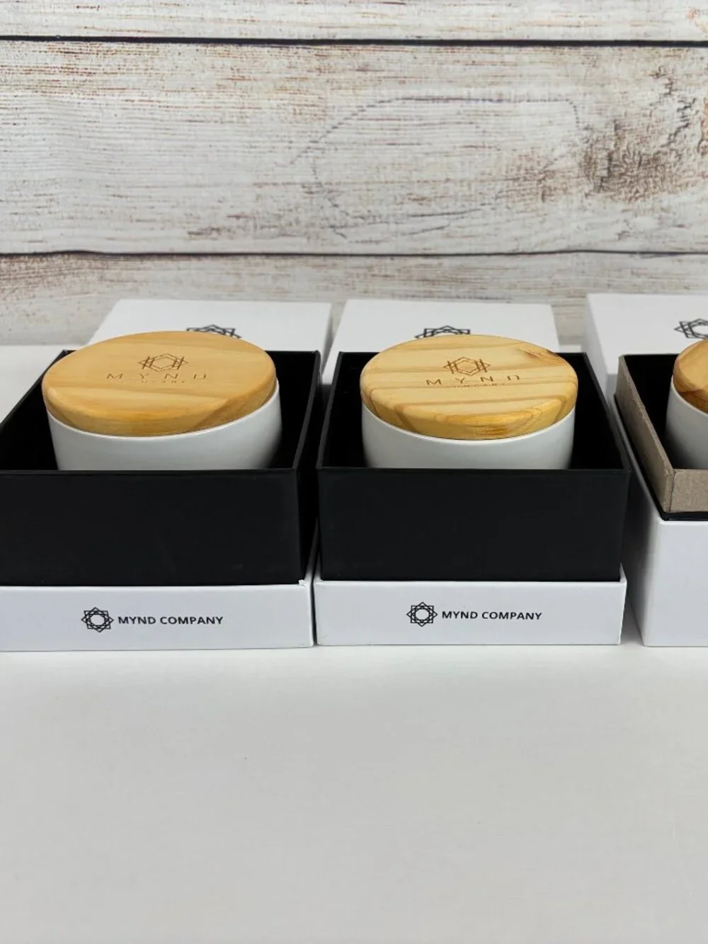 Aromatherapy Candles MYND Company Grapefruit Bellini, Weekend Retreat (Lot of 3)